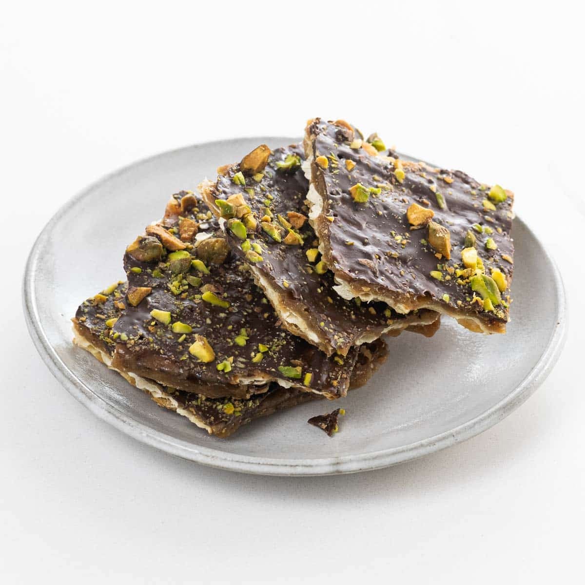 Easy Matzo Crack: Quick & Customizable Passover Dessert